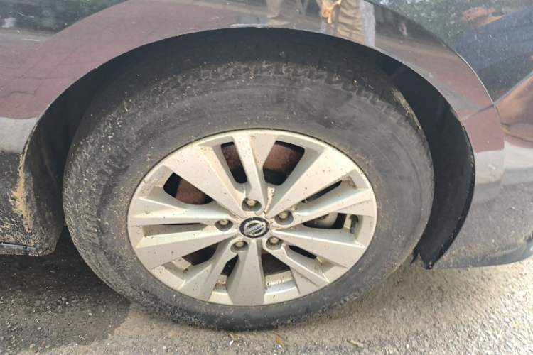 Used Nissan Teana 2019 2.0L XL Comfort Edition Right Front Wheel Hub