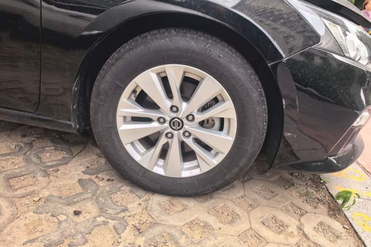 Used Nissan Teana 2019 2.0L XL Comfort Edition Right Front Wheel Hub