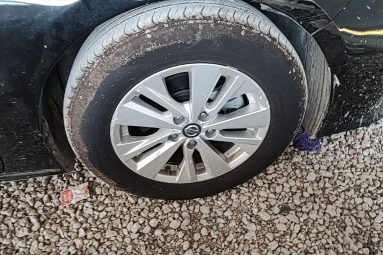 Used Nissan Teana 2019 2.0L XL Comfort Edition Right Front Wheel Hub