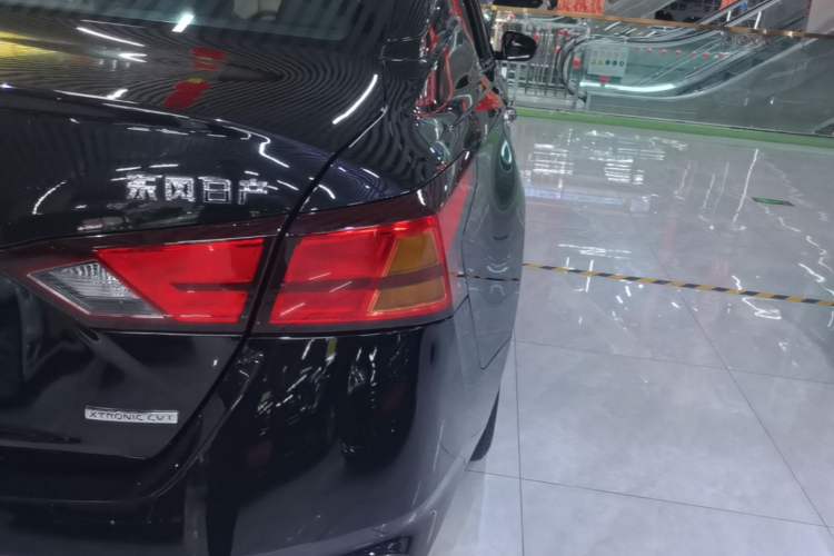 Used Nissan Teana 2019 2.0L XL Comfort Edition Right Rear Taillight