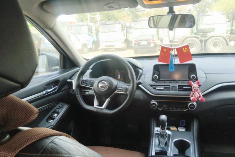 Used Nissan Teana 2019 2.0L XL Comfort Edition Steering Wheel