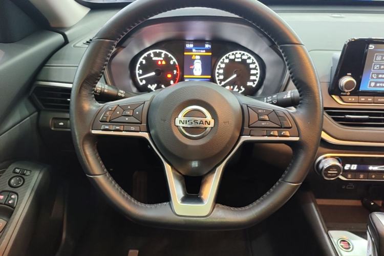 Used Nissan Teana 2019 2.0L XL Comfort Edition Steering Wheel
