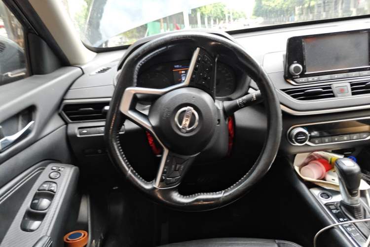 Used Nissan Teana 2019 2.0L XL Comfort Edition Steering Wheel