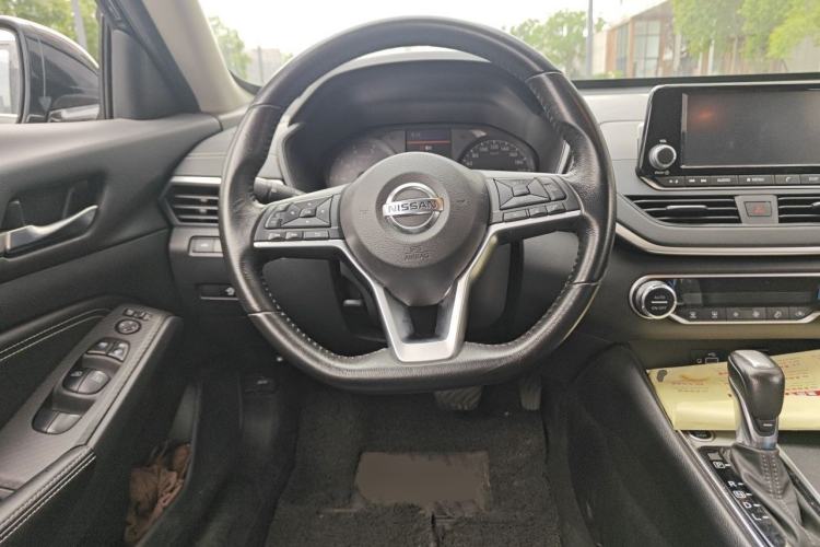 Used Nissan Teana 2019 2.0L XL Comfort Edition Steering Wheel