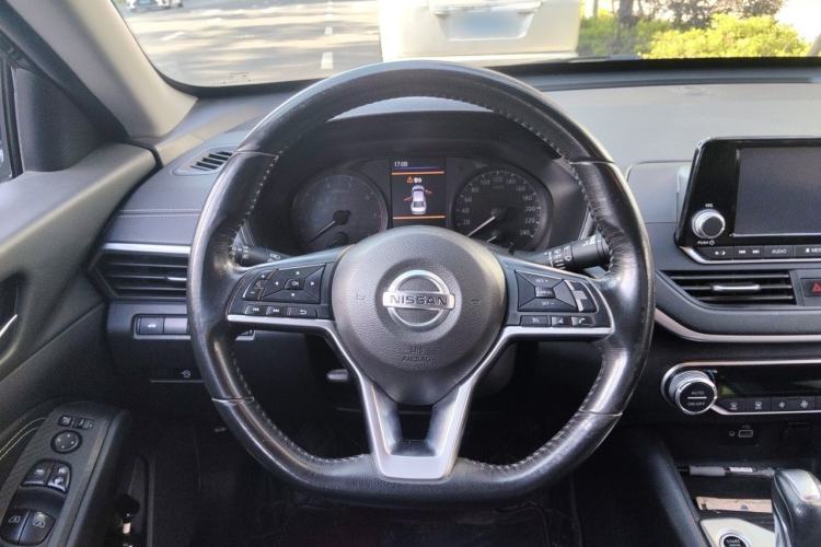 Used Nissan Teana 2019 2.0L XL Comfort Edition Steering Wheel