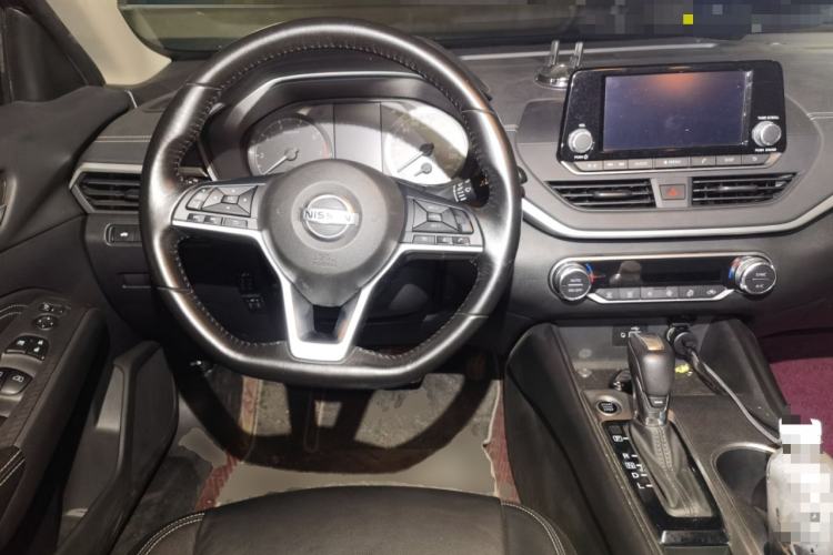 Used Nissan Teana 2019 2.0L XL Comfort Edition Steering Wheel