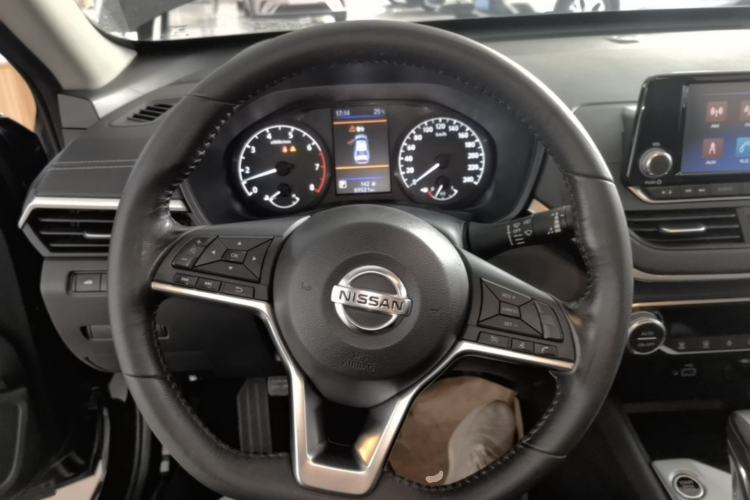Used Nissan Teana 2019 2.0L XL Comfort Edition Steering Wheel