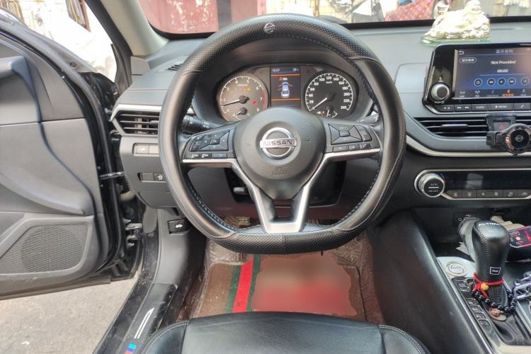 Used Nissan Teana 2019 2.0L XL Comfort Edition Steering Wheel