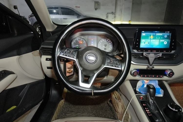 Used Nissan Teana 2019 2.0L XL Comfort Edition Steering Wheel