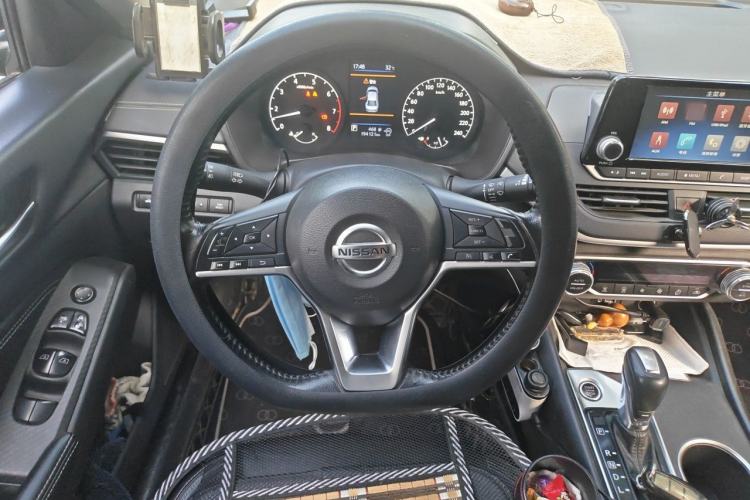 Used Nissan Teana 2019 2.0L XL Comfort Edition Steering Wheel