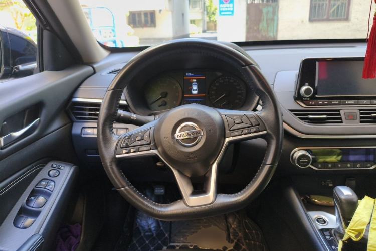 Used Nissan Teana 2019 2.0L XL Comfort Edition Steering Wheel