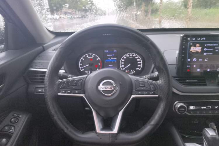 Used Nissan Teana 2019 2.0L XL Comfort Edition Steering Wheel