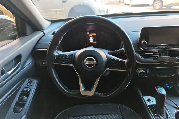 Used Nissan Teana 2019 2.0L XL Comfort Edition Steering Wheel