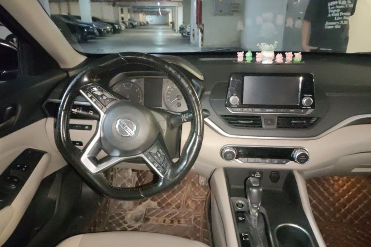Used Nissan Teana 2019 2.0L XL Comfort Edition Steering Wheel