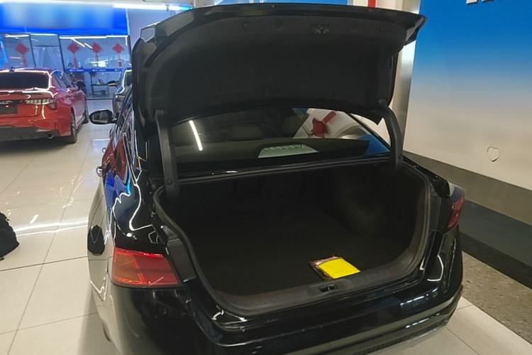 Used Nissan Teana 2019 2.0T XV AD1 Prestige Navigation Edition Trunk