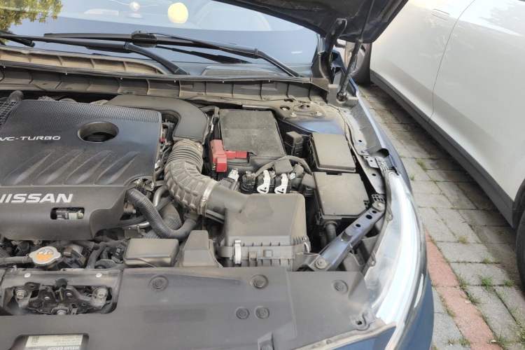 Used Nissan Teana 2019 2.0T XL Upper Smart Enjoyment Version Engine Bay Left