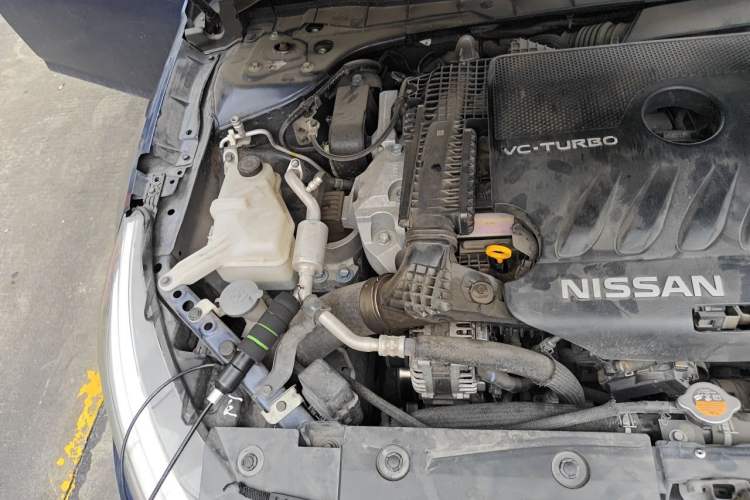 Used Nissan Teana 2019 2.0T XL Upper Smart Enjoyment Version Engine Bay Right