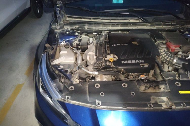 Used Nissan Teana 2019 2.0T XL Upper Smart Enjoyment Version Engine Bay Right