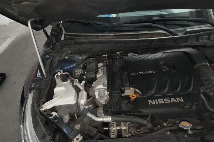 Used Nissan Teana 2019 2.0T XL Upper Smart Enjoyment Version Engine Bay Right