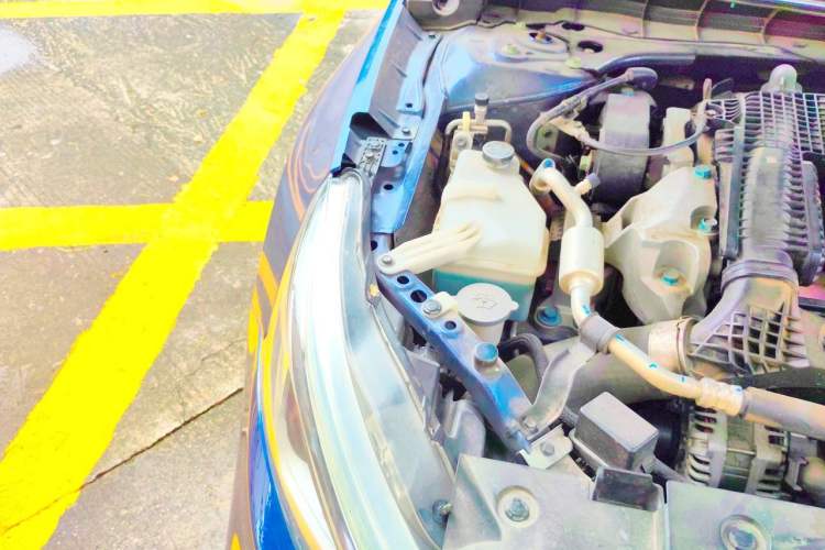 Used Nissan Teana 2019 2.0T XL Upper Smart Enjoyment Version Engine Bay Right