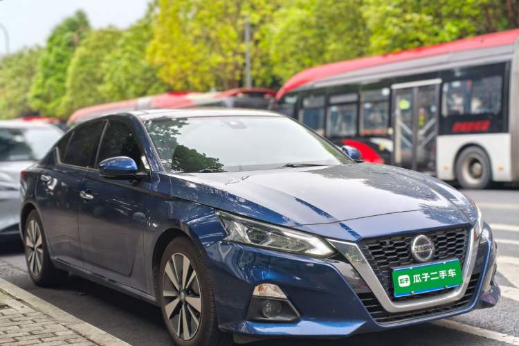 Used Nissan Teana 2019 2.0L XL Upper SmartDrive Version Front Right 45 Deg