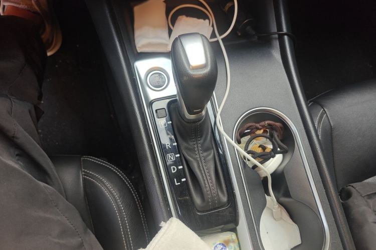 Used Nissan Teana 2019 2.0L XL Comfort Edition Gear Lever