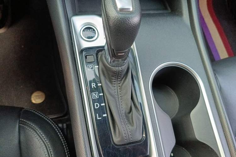 Used Nissan Teana 2019 2.0L XL Upper SmartDrive Version Gear Lever