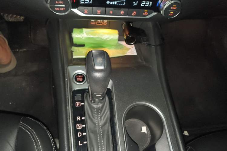Used Nissan Teana 2019 2.0T XL Upper Smart Enjoyment Version Gear Lever