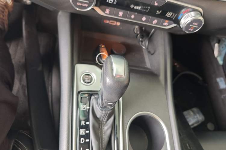 Used Nissan Teana 2019 2.0L XL Upper SmartDrive Version Gear Lever