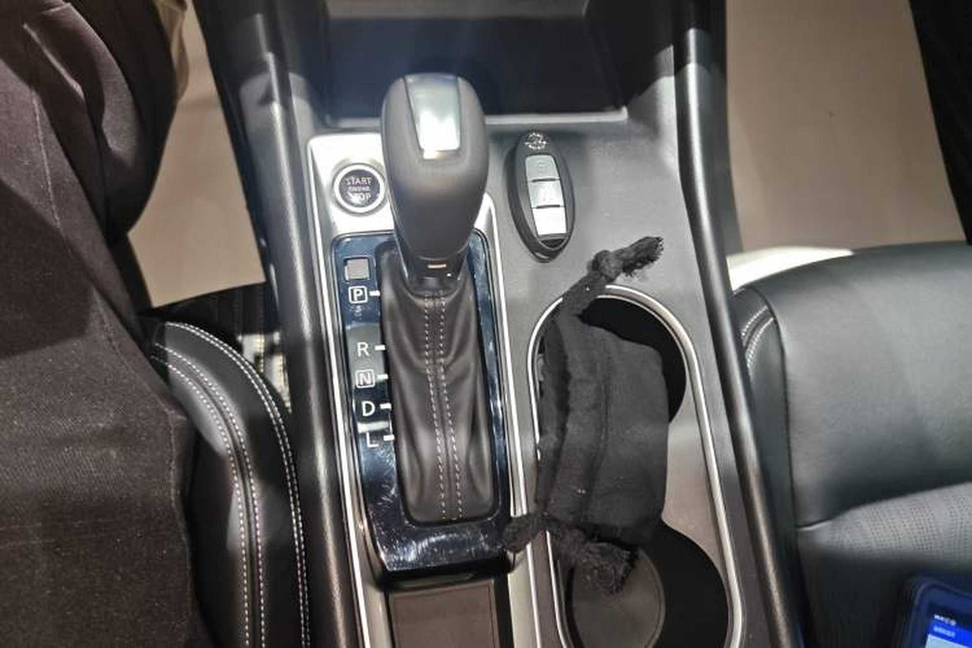 Used Nissan Teana 2019 2.0L XL Comfort Edition Gear Lever
