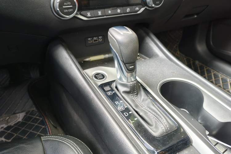 Used Nissan Teana 2019 2.0L XL Upper SmartDrive Version Gear Lever