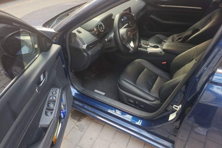 Used Nissan Teana 2019 2.0L XL Comfort Edition Interior 3