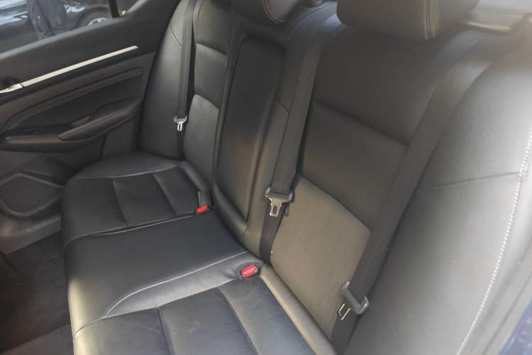 Used Nissan Teana 2019 2.0L XL Comfort Edition Interior 4