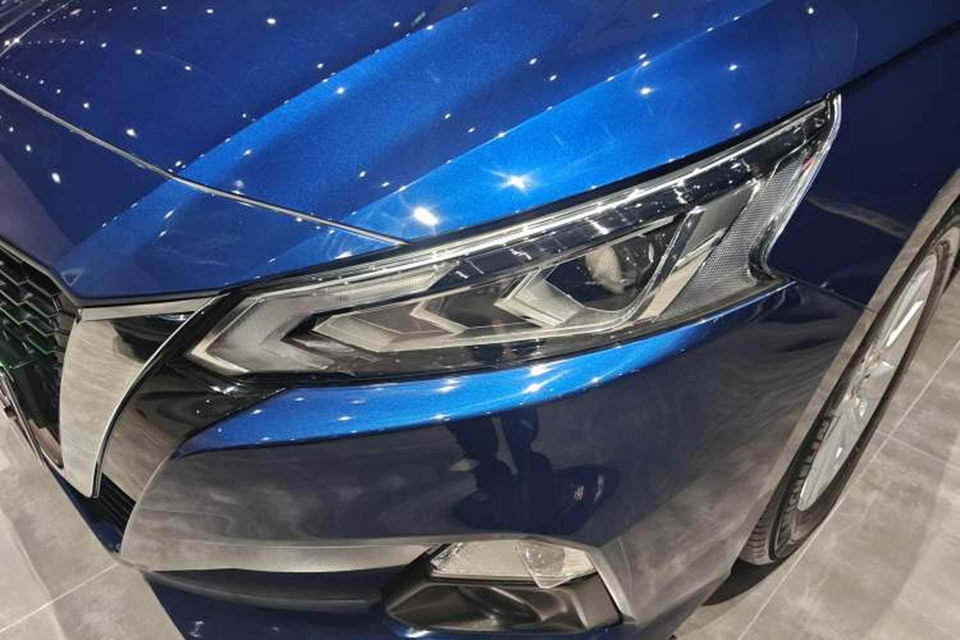 Used Nissan Teana 2019 2.0L XL Comfort Edition Left Front Headlight