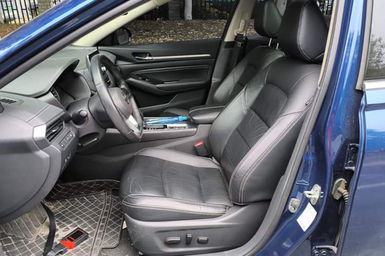 Used Nissan Teana 2019 2.0L XL Upper SmartDrive Version Left Front Seat