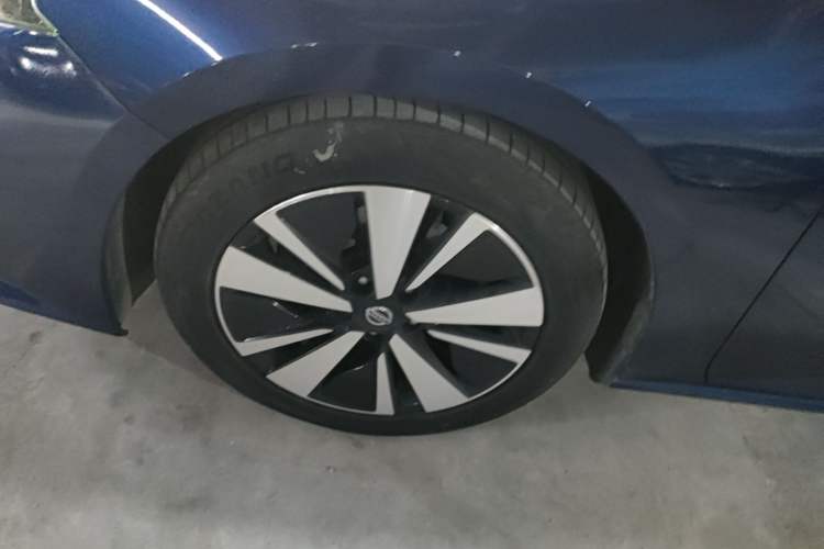 Used Nissan Teana 2019 2.0T XL Upper Smart Enjoyment Version Left Front Wheel Hub