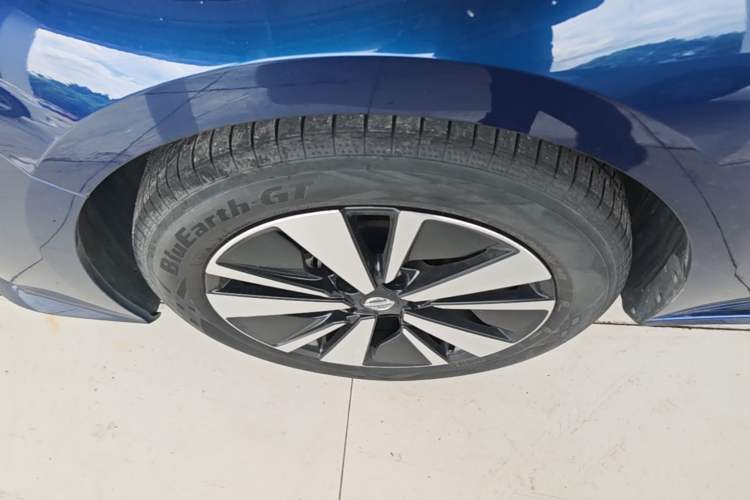 Used Nissan Teana 2019 2.0L XL Upper SmartDrive Version Left Front Wheel Hub