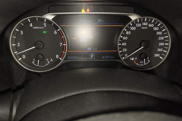 Used Nissan Teana 2019 2.0T XL Upper Smart Enjoyment Version Odometer Close Up