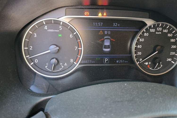 Used Nissan Teana 2019 2.0L XL Upper SmartDrive Version Odometer Close Up