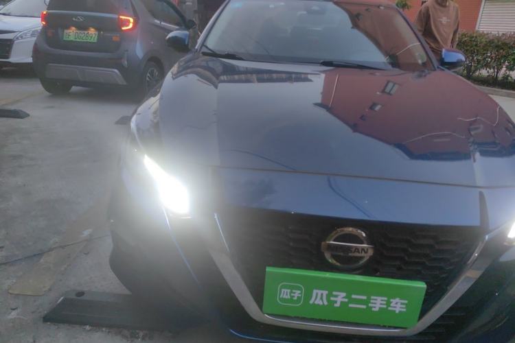 Used Nissan Teana 2019 2.0L XL Upper SmartDrive Version Right Front Headlight