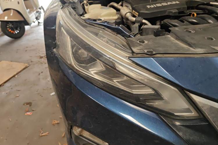 Used Nissan Teana 2019 2.0L XL Comfort Edition Right Front Headlight