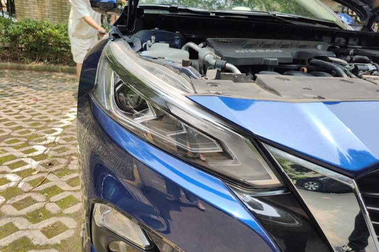 Used Nissan Teana 2019 2.0L XL Comfort Edition Right Front Headlight