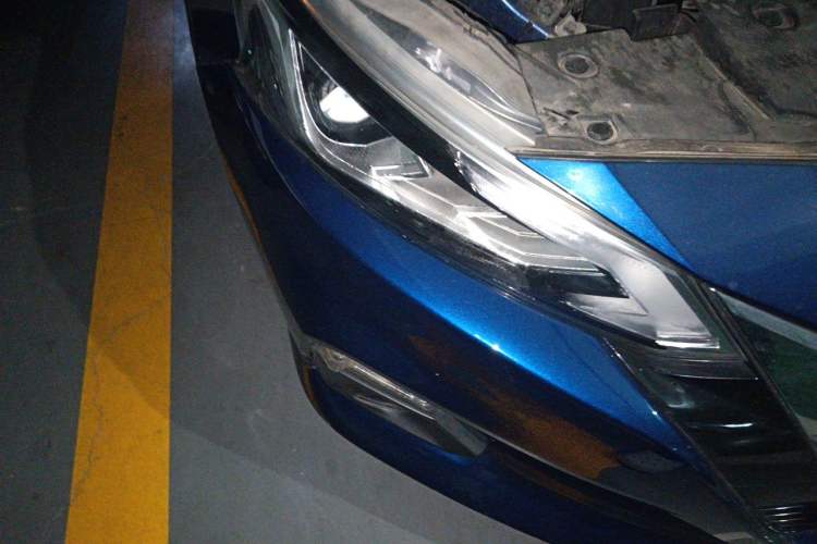 Used Nissan Teana 2019 2.0L XL Comfort Edition Right Front Headlight