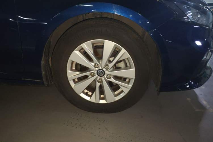 Used Nissan Teana 2019 2.0L XL Comfort Edition Right Front Wheel Hub