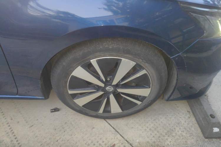 Used Nissan Teana 2019 2.0L XL Upper SmartDrive Version Right Front Wheel Hub