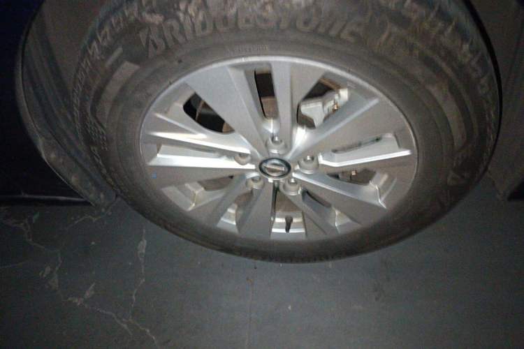 Used Nissan Teana 2019 2.0L XL Comfort Edition Right Front Wheel Hub