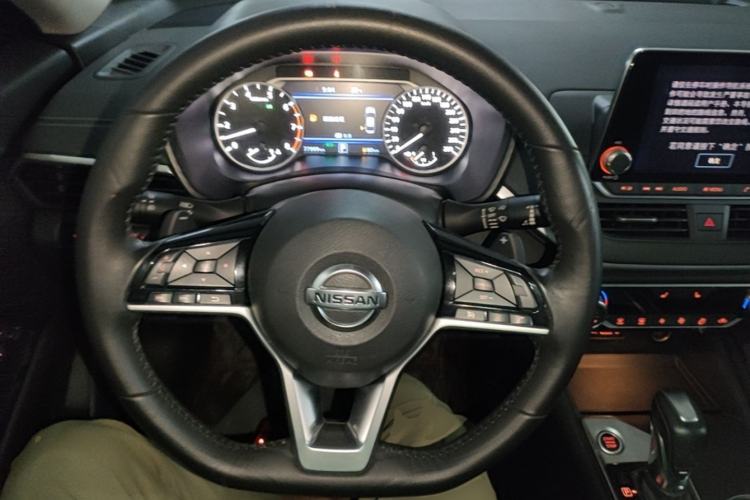 Used Nissan Teana 2019 2.0T XL Upper Smart Enjoyment Version Steering Wheel