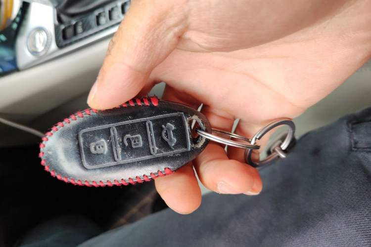 Used Nissan Teana 2019 2.0L XL Upper SmartDrive Version Vehicle Key