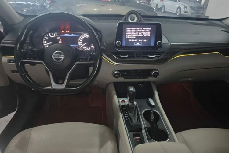 Used Nissan Teana 2019 2.0T XV Prestige Edition Center Console