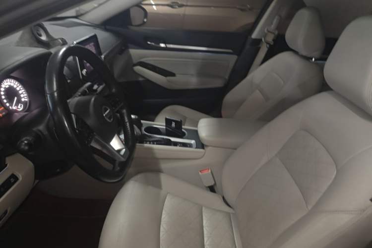Used Nissan Teana 2019 2.0T XV Prestige Edition Left Front Seat